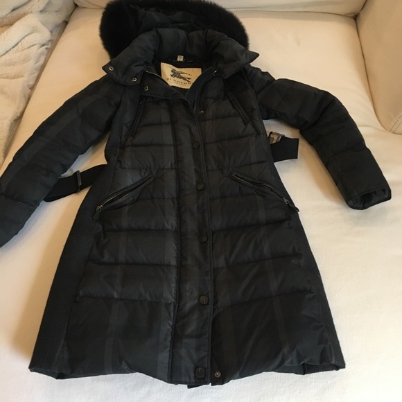 ‼️🔥Stunning Burberry plaid puffer - Picture 9 of 11